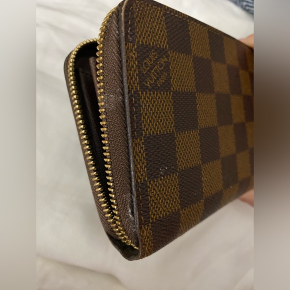Louis Vuitton Zippy Wallet N41661 - Picture 6 of 14
